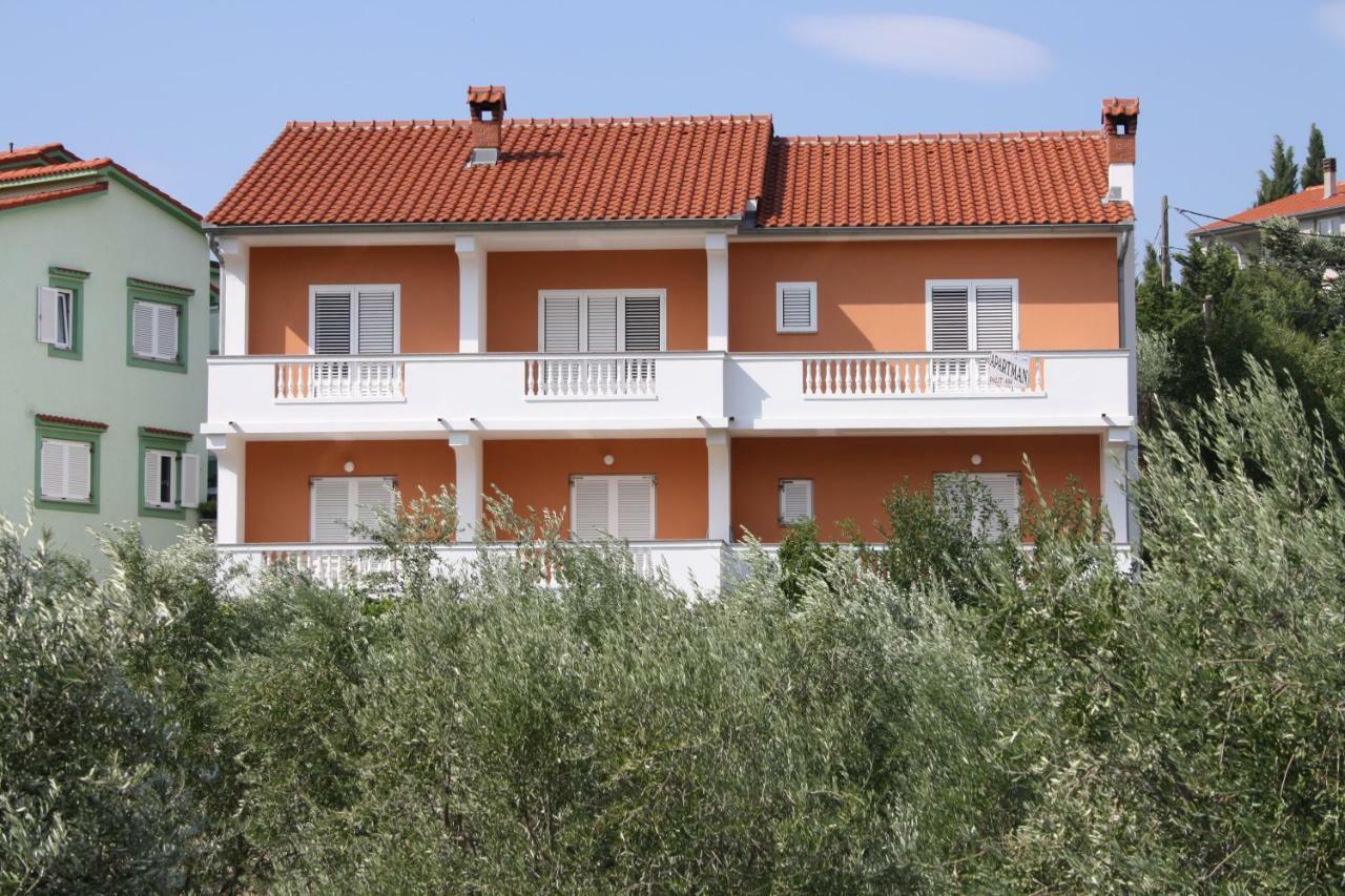 Apartments Sandra Palit Экстерьер фото
